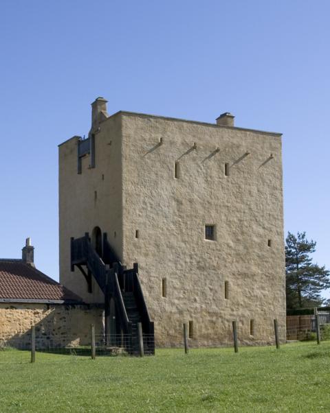 Vivat Liberton Tower_480x602