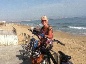 Spain-Linda-Underhill-cycling-on-coast-near-Alicante_640x480