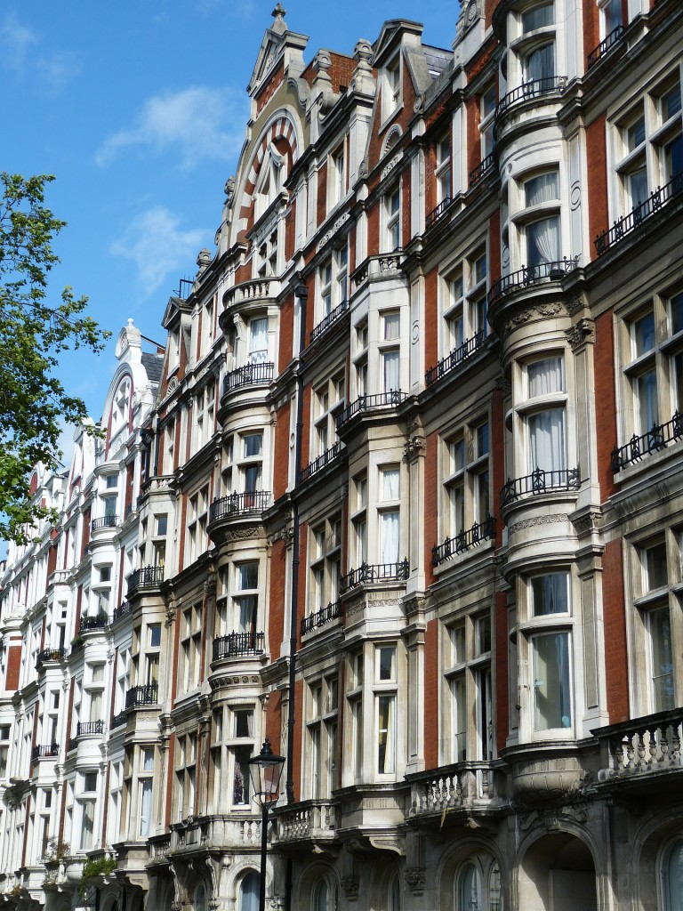 building-579054_1920