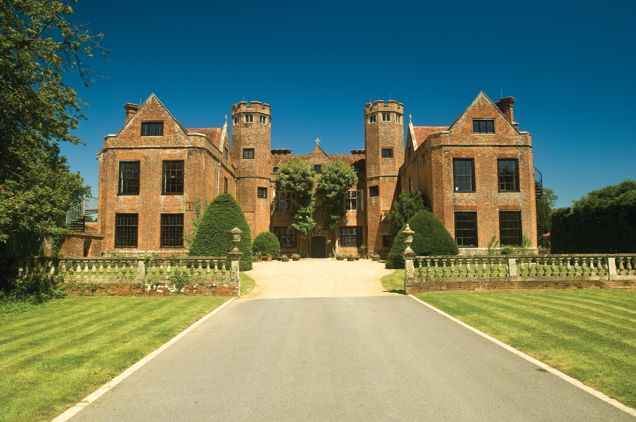 New Grove Place village manager returns to his roots